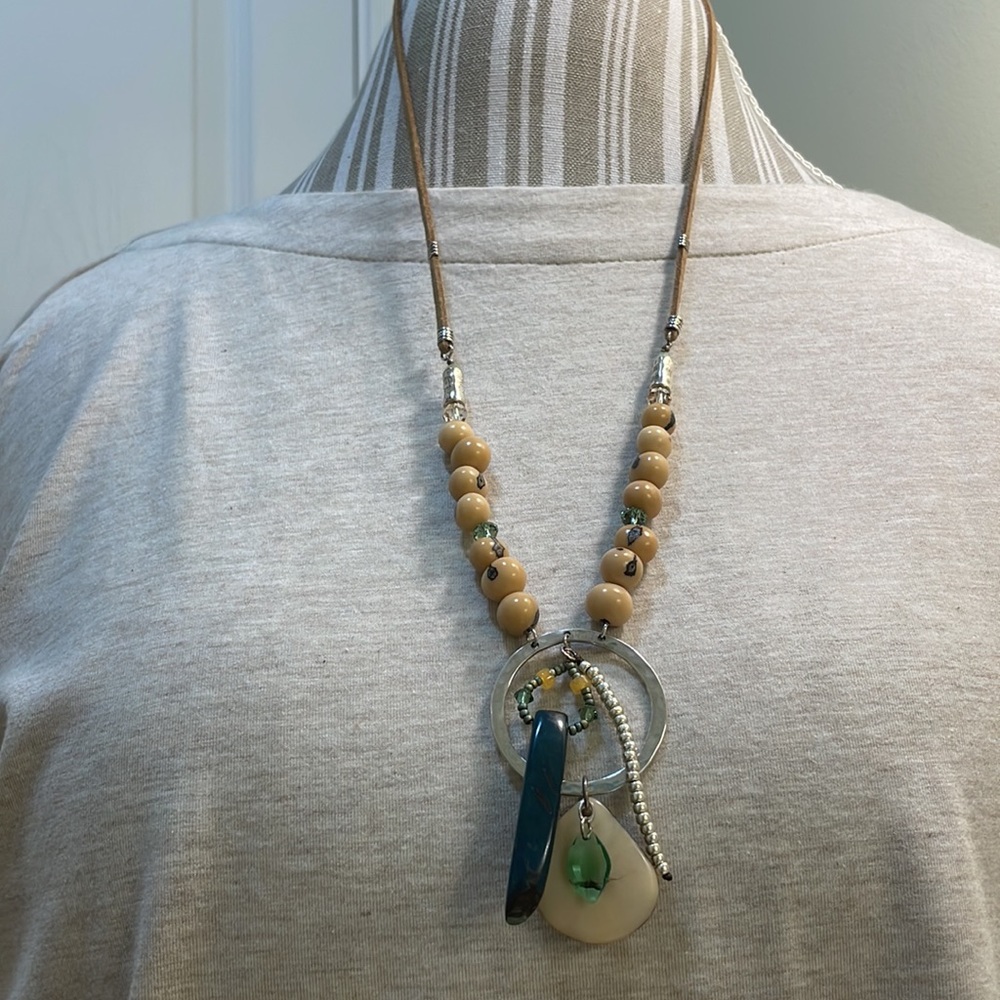 Silpada Tropical Palms Necklace - Picture 4 of 8